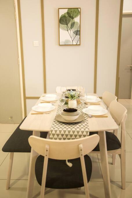 New Skysuites Lovely 2 Bedroom 4-6Pax Johor Bahru Exterior foto